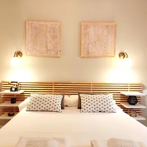 80s Loft Vintage 15' Malaga Airport Free Guest Parking Apartment Alhaurin de la Torre