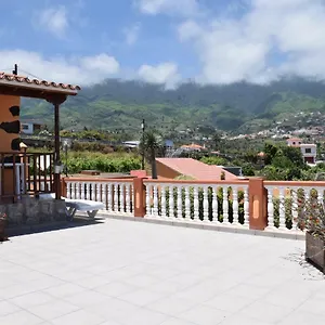 Casa Cruz , Breña Baja España